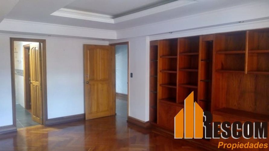 Local en arriendo en Los Colores, Medellín, 380 m² · foto 14 de 24