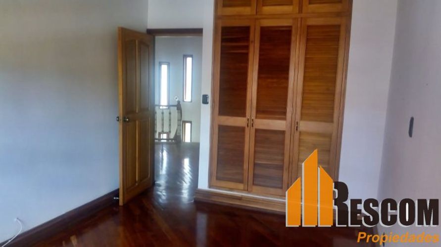 Local en arriendo en Los Colores, Medellín, 380 m² · foto 15 de 24