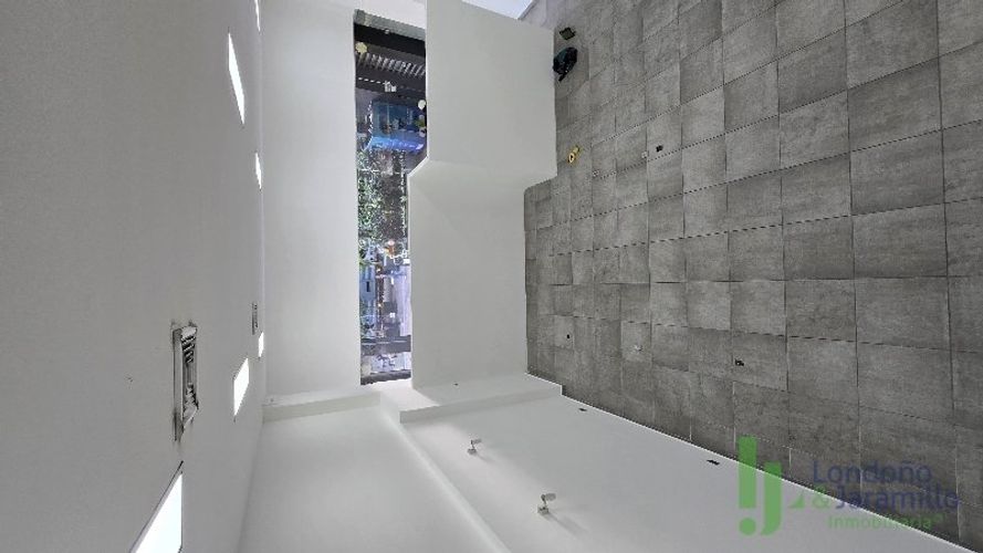 Local en arriendo en Colombia, Medellín, 135 m² · foto 13 de 18