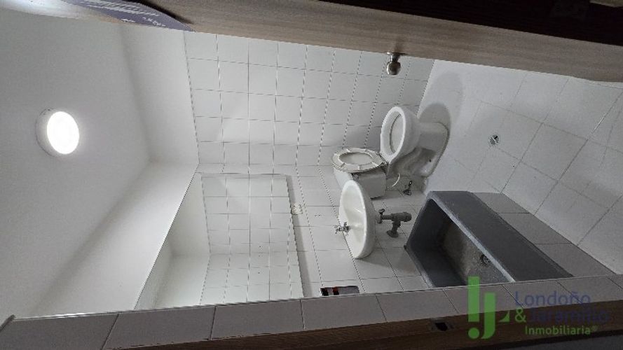 Local en arriendo en Colombia, Medellín, 135 m² · foto 17 de 18