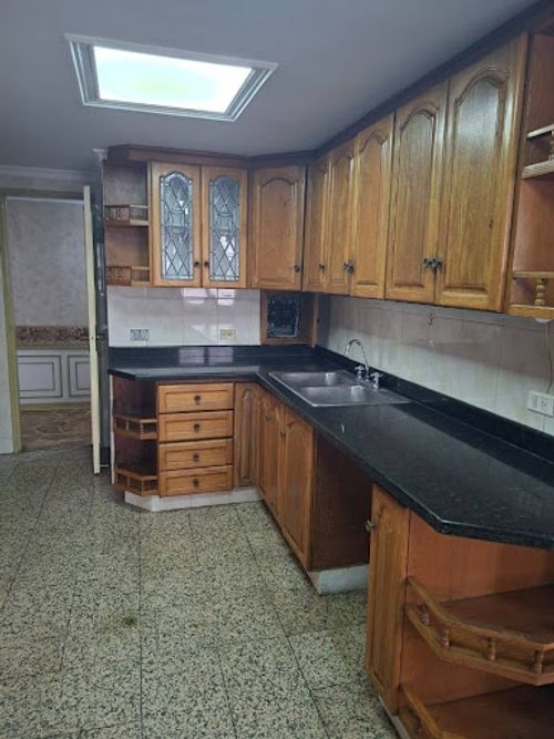 Apartamento en arriendo en Villa Nueva, Medellín, 236 m² · foto 14 de 24
