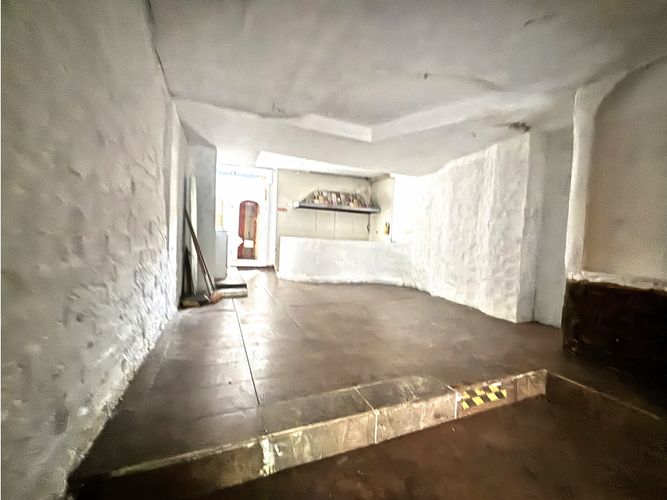 Local en arriendo en El Poblado, Medellín, 55 m² · foto 2 de 8