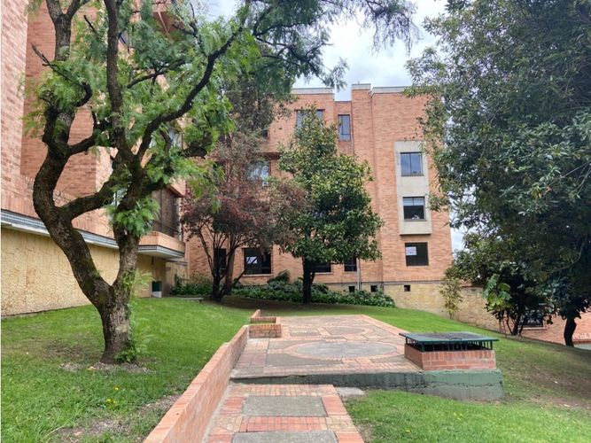 Casa de 3 alcobas en venta en Colina Campestre, Bogotá, 268 m² · foto 4 de 18