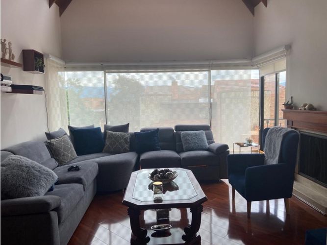 Casa de 3 alcobas en venta en Colina Campestre, Bogotá, 268 m² · foto 10 de 18