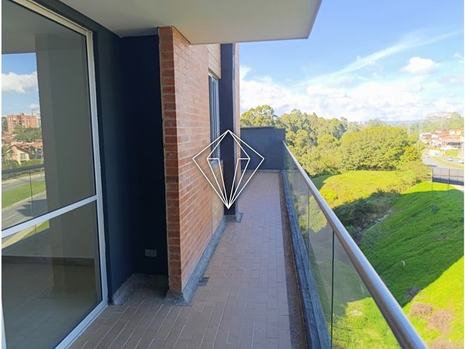 Apartamento de 3 alcobas en venta en Llano Grande, Rionegro, 83 m² · foto 9 de 24