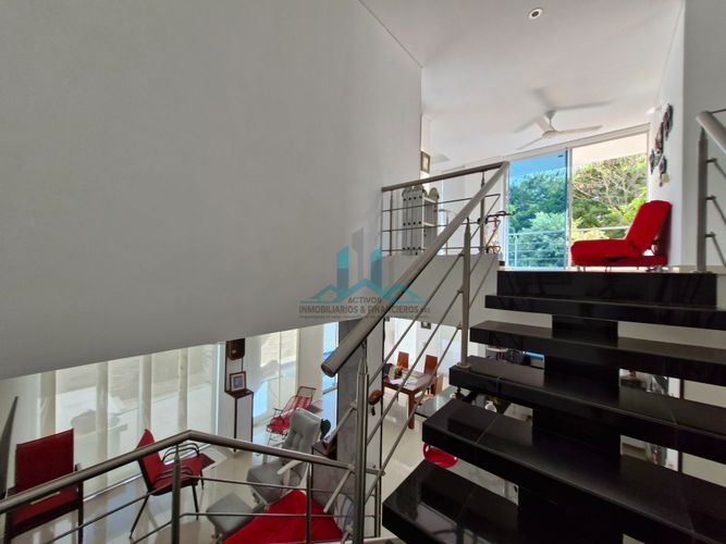 Casa de 3 alcobas en venta en Cn. Casa Loma, Girardot, 198 m² · foto 12 de 24