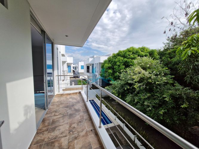 Casa de 3 alcobas en venta en Cn. Casa Loma, Girardot, 198 m² · foto 7 de 24