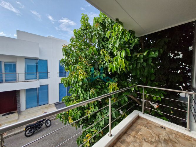 Casa de 3 alcobas en venta en Cn. Casa Loma, Girardot, 198 m² · foto 5 de 24