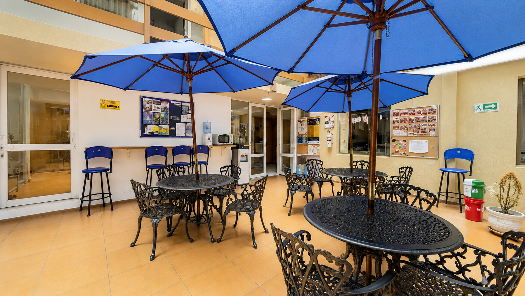 Casa en venta en La Castellana, Bogotá · foto 9 de 23