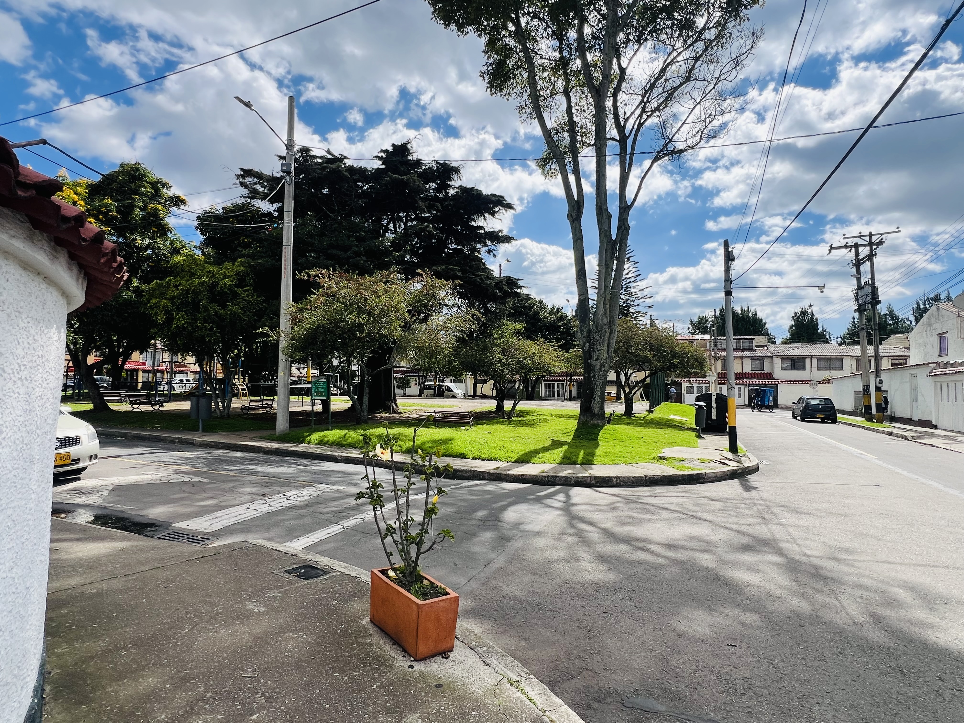 Casa en venta en Villa Del Prado, Bogotá · foto 2 de 6