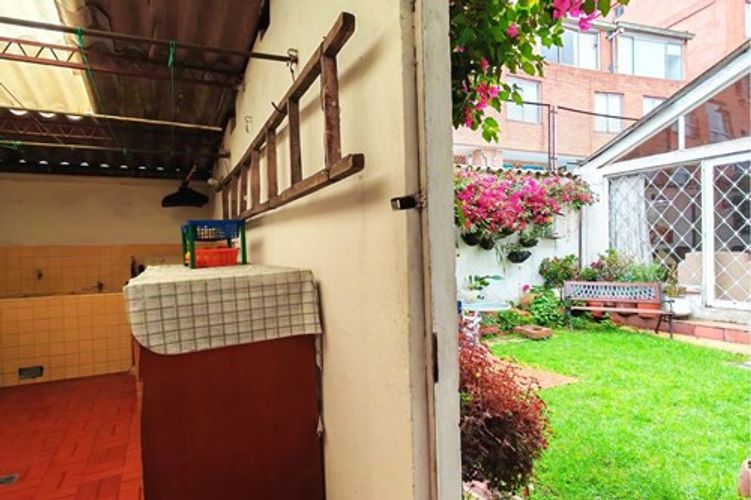 Casa de 4 alcobas en venta en El Contador, Bogotá, 267 m² · foto 8 de 22