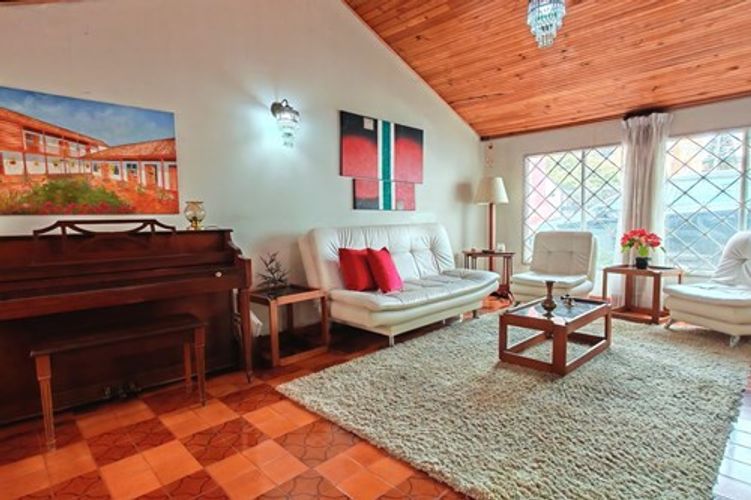 Casa de 4 alcobas en venta en El Contador, Bogotá, 267 m² · foto 14 de 22