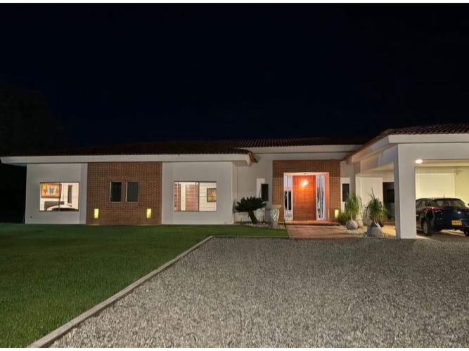 Casa de 3 alcobas en venta en Armenia, 550 m² · foto 7 de 24