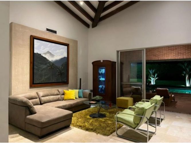 Casa de 3 alcobas en venta en Armenia, 550 m² · foto 13 de 24