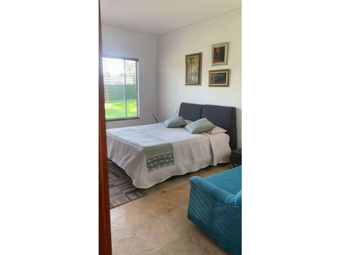 Casa de 3 alcobas en venta en Armenia, 550 m² · foto 21 de 24