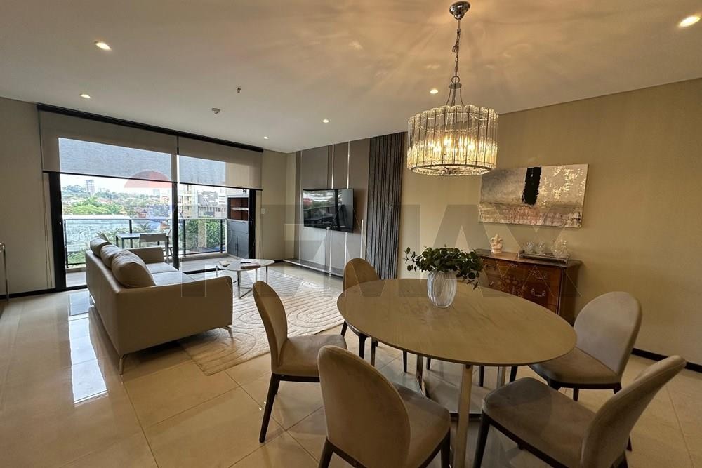 Departamento en Alquiler - Ycuá Satí, Asunción, Paraguay | 1.600 $ Mensual | Exclusivo Departamento Amoblado de 2 Dormitorios en Edificio Boutique Lusso | Ubicación Privilegiada: Mayor Aponte 2653, a Pasos del Eje Corporativo y Shopping del Sol. — foto 2
