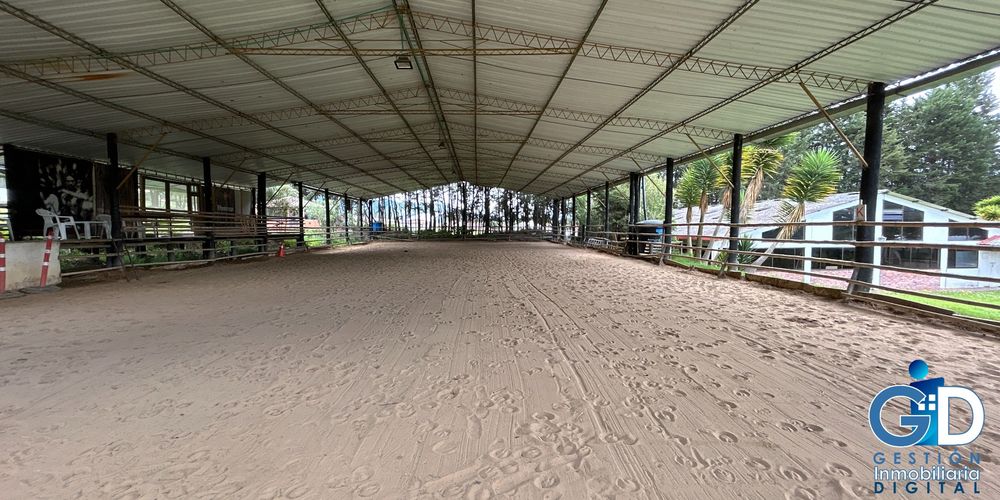 Finca en venta en La Violeta, Sopó, 10637 m² · foto 3 de 24