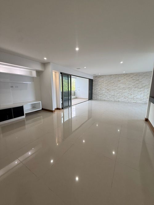 Apartamento de 4 alcobas en venta en Cabecera Del Llano, Bucaramanga, 240 m² · foto 20 de 24