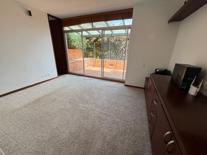 Casa de 4 alcobas en arriendo en Aposentos, Sopó, 585 m² · foto 13 de 24