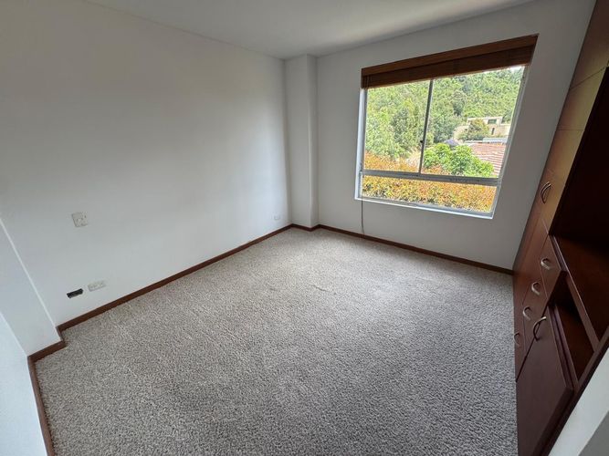 Casa de 4 alcobas en arriendo en Aposentos, Sopó, 585 m² · foto 23 de 24