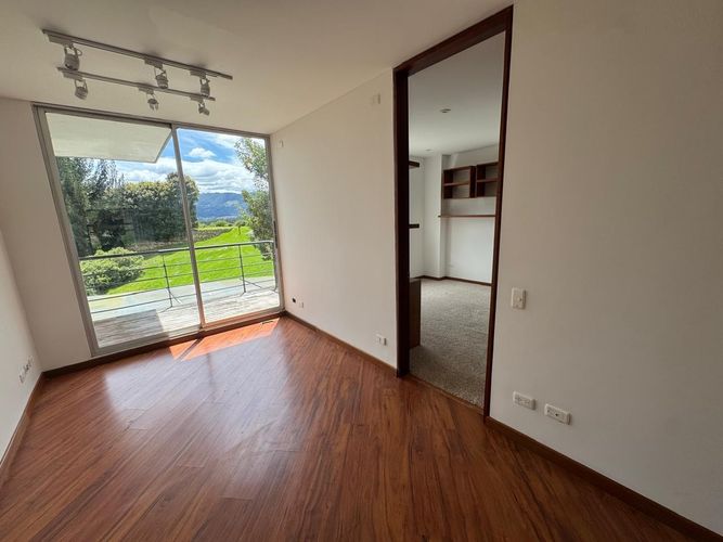 Casa de 4 alcobas en arriendo en Aposentos, Sopó, 585 m² · foto 18 de 24