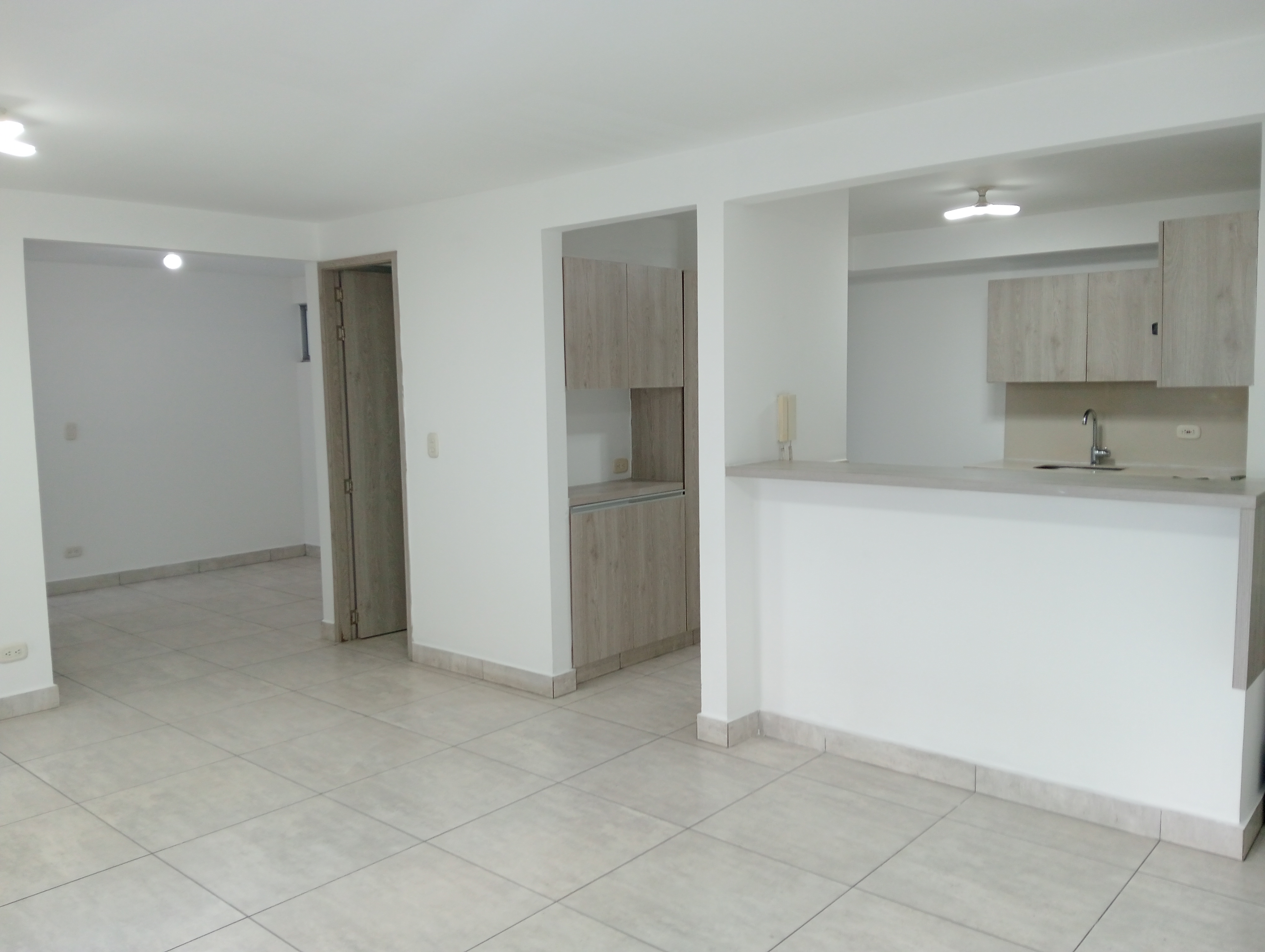 Apartamento en venta en Valle Del Lili, Cali · foto 3 de 24