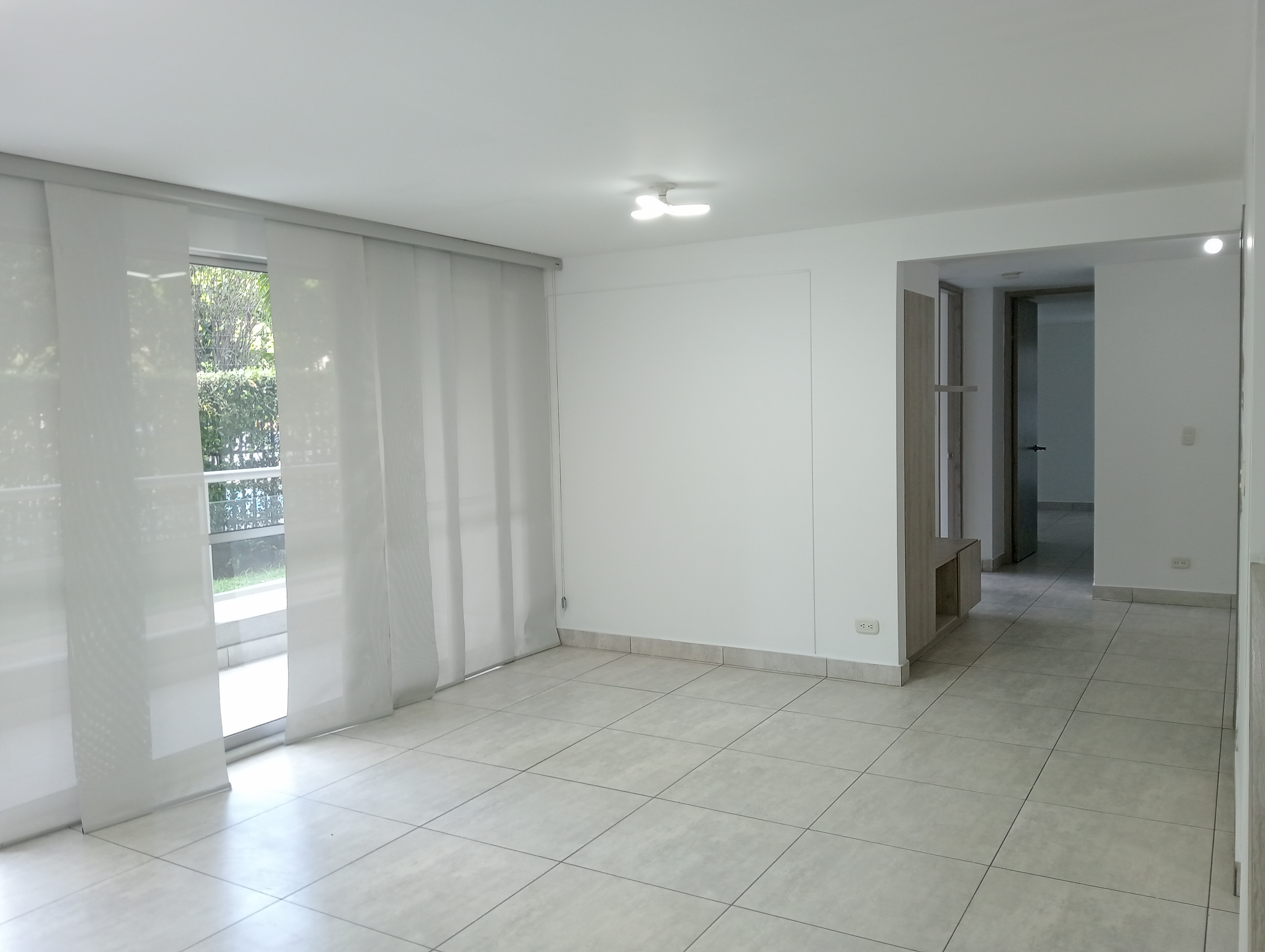 Apartamento en venta en Valle Del Lili, Cali · foto 7 de 24