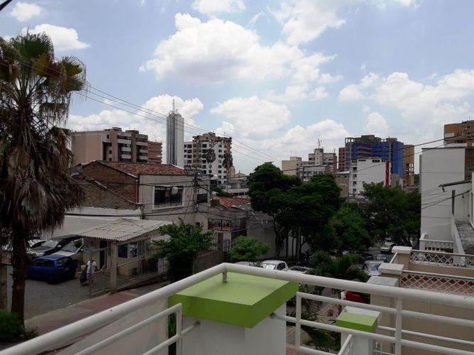 Casa de 10 alcobas en venta en Juanambu, Cali, 221 m² · foto 8 de 24