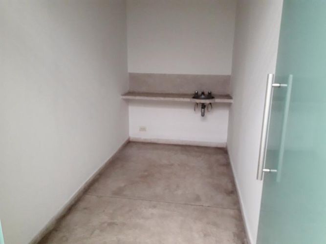 Casa de 10 alcobas en venta en Juanambu, Cali, 221 m² · foto 9 de 24