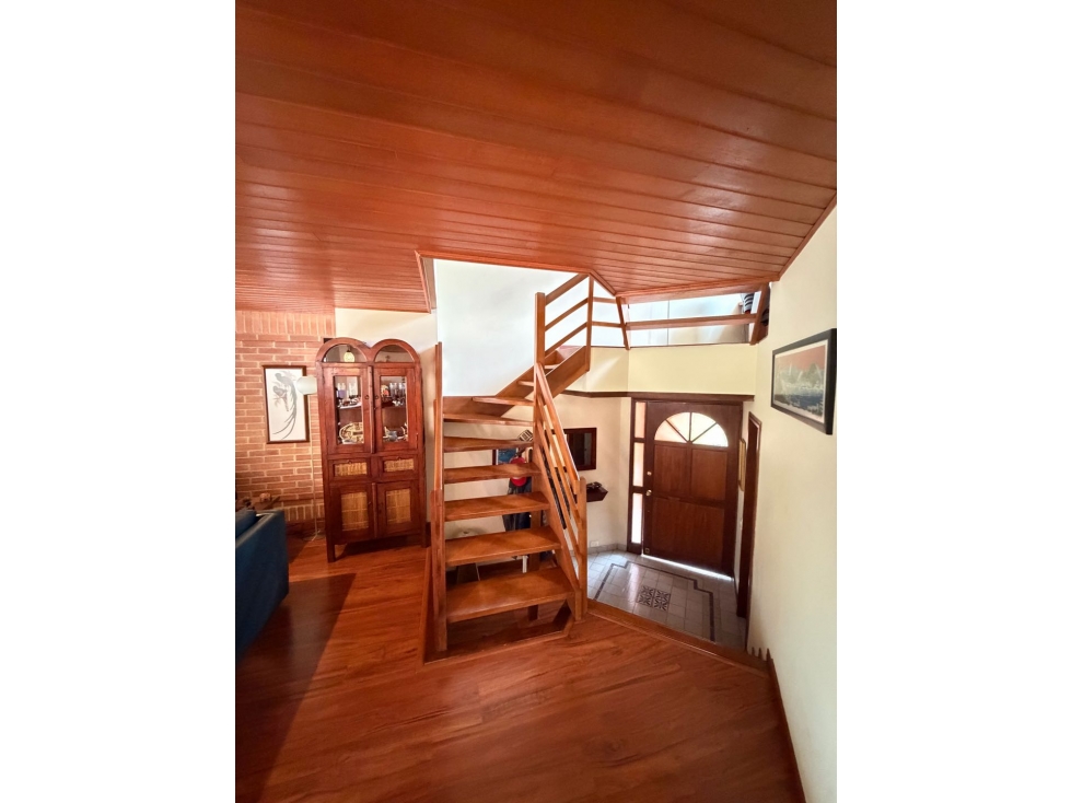 Casa en venta en Usaquen, Bogotá · foto 2 de 13