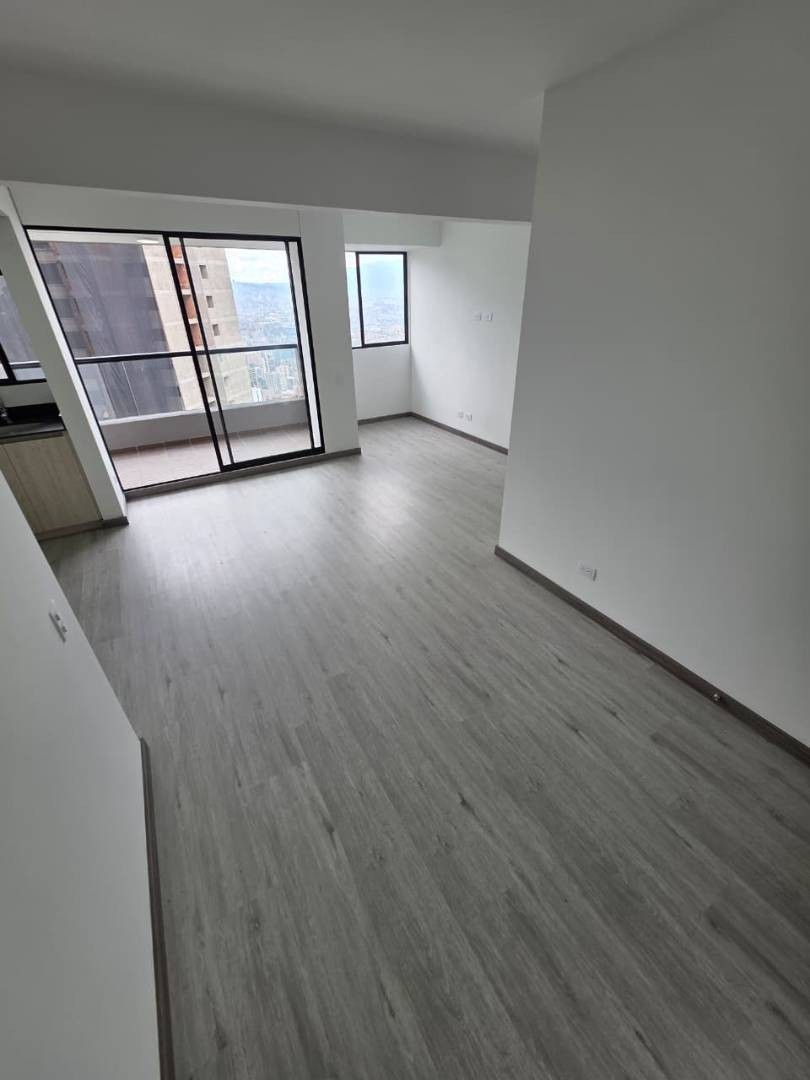 Apartamento en arriendo en Las Palmas, Medellín · foto 6 de 11