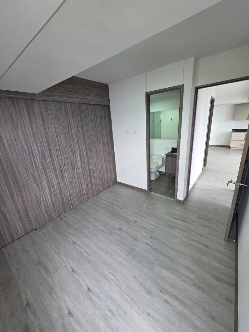 Apartamento en arriendo en Las Palmas, Medellín · foto 8 de 11