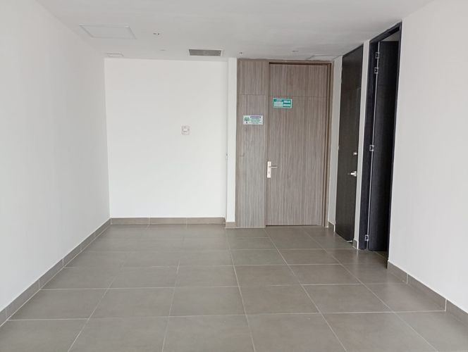 Oficina en arriendo en Alejandria, Medellín, 28 m² · foto 8 de 12