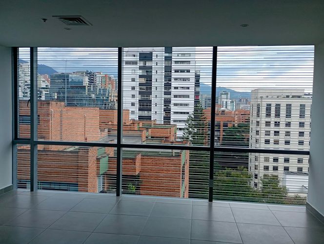 Oficina en arriendo en Alejandria, Medellín, 28 m² · foto 2 de 12