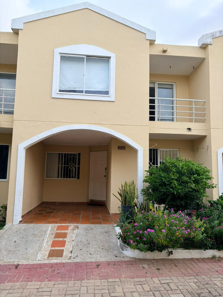 Casa en venta en Lagos Del Caujaral, Atlántico · foto 2 de 20