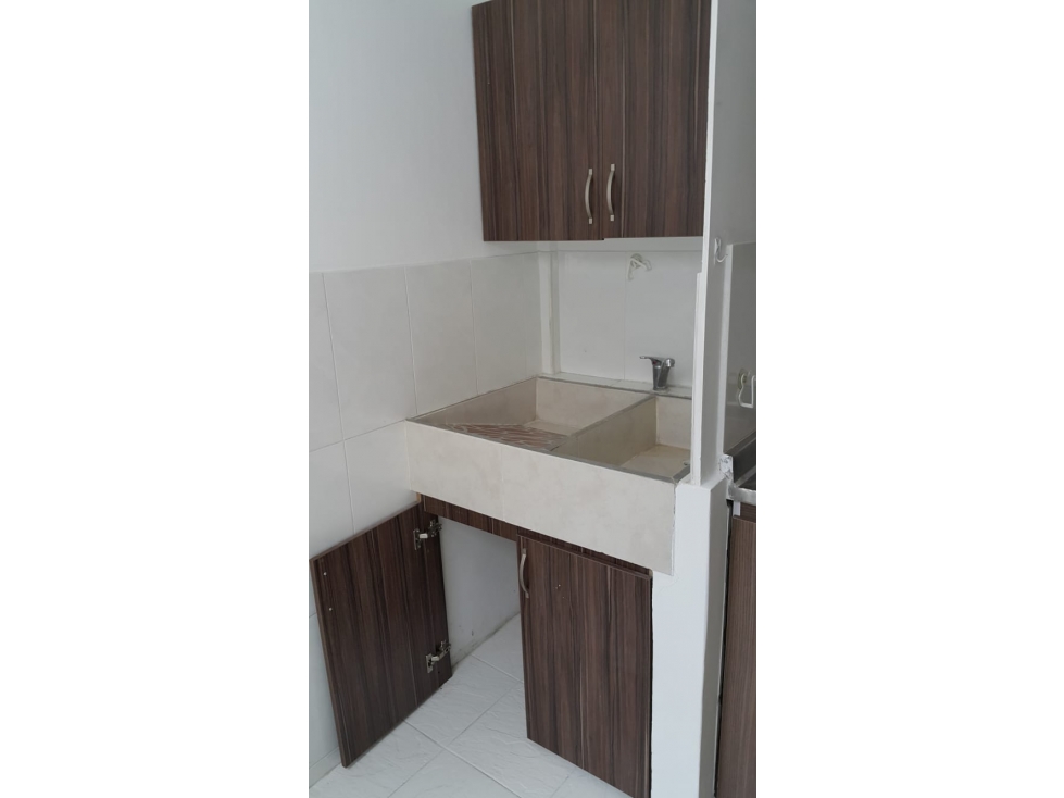 Apartamento en arriendo en Santa Lucia, Medellín · foto 4 de 10