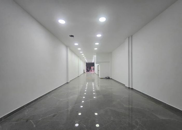 Local en venta en El Poblado, Medellín, 120 m² · foto 5 de 11