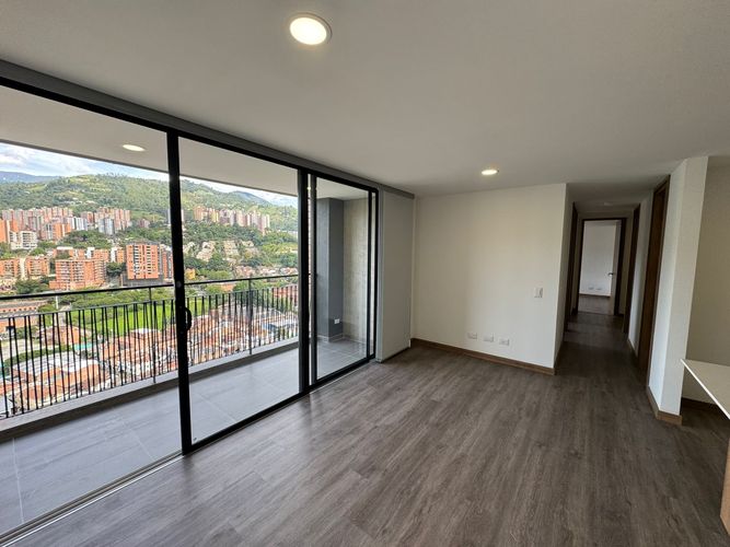 Apartamento de 3 alcobas en arriendo en Las Vegas, Envigado, 86 m² · foto 4 de 20