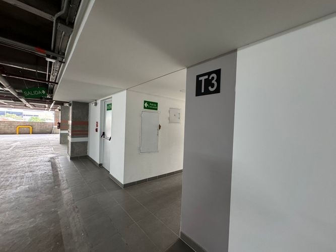 Apartamento de 3 alcobas en arriendo en Las Vegas, Envigado, 86 m² · foto 8 de 20