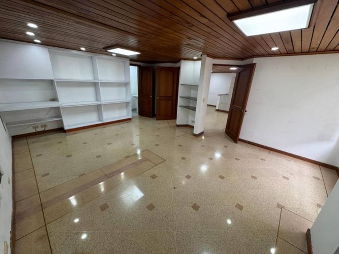 Local en arriendo en El Poblado, Medellín, 75 m² · foto 7 de 13