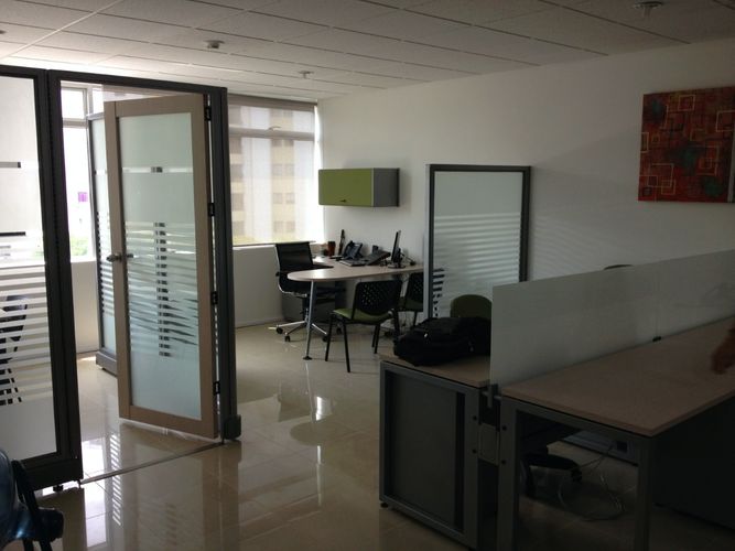 Oficina en arriendo en Chipichape, Cali, 40 m² · foto 8 de 11