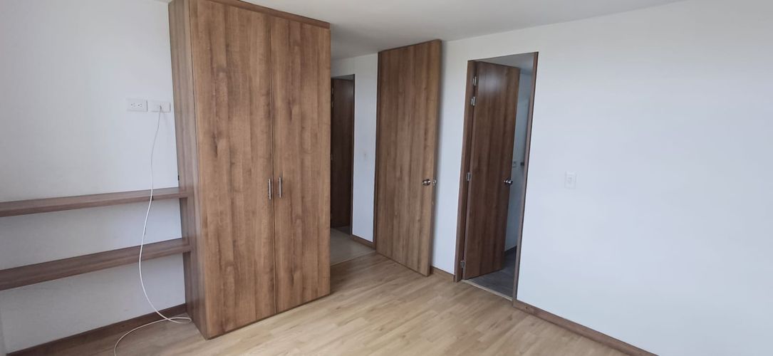 Apartamento de 2 alcobas en venta en Las Colinas, Cali, 54 m² · foto 3 de 11