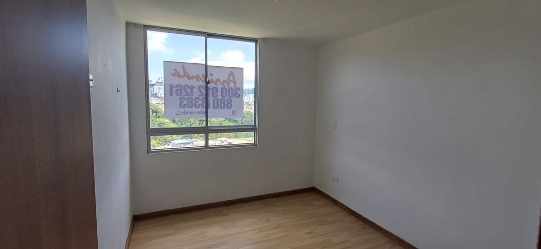 Apartamento de 2 alcobas en venta en Las Colinas, Cali, 54 m² · foto 4 de 11