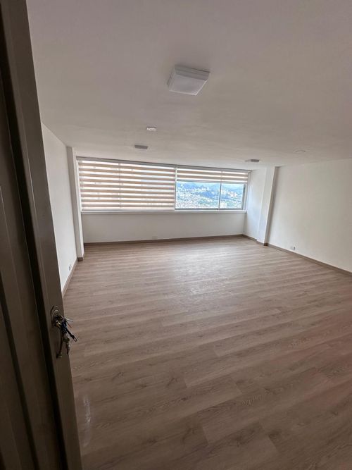 Oficina en arriendo en El Centro, Manizales, 29 m² · foto 2 de 11