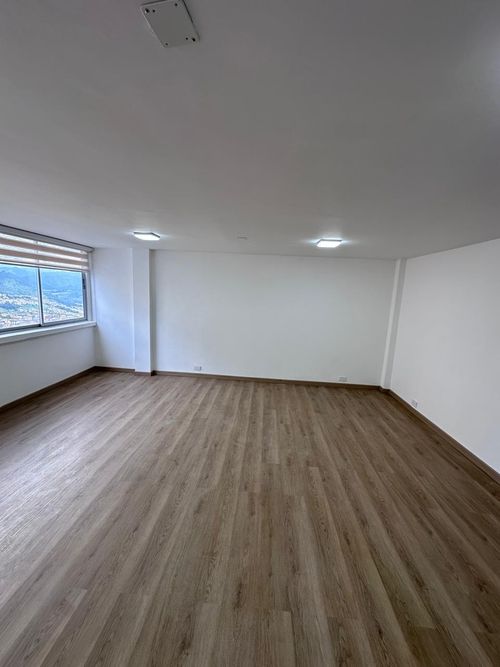 Oficina en arriendo en El Centro, Manizales, 29 m² · foto 5 de 11