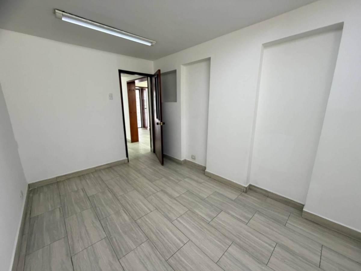 Casa en arriendo en Polo Club, Bogotá · foto 11 de 24