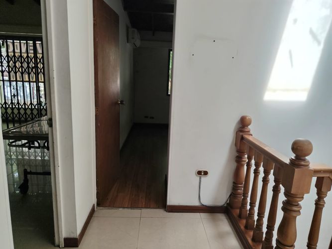 Casa de 4 alcobas en venta en La Gloria, Medellín, 170 m² · foto 5 de 19
