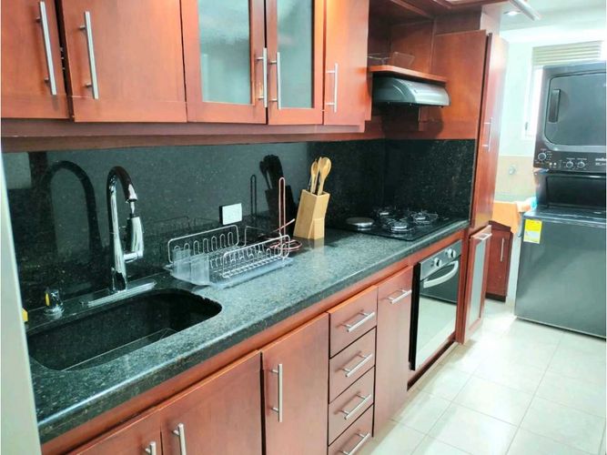 Apartamento de 3 alcobas en arriendo en Ciudad Del Río, Medellín, 80 m² · foto 2 de 20