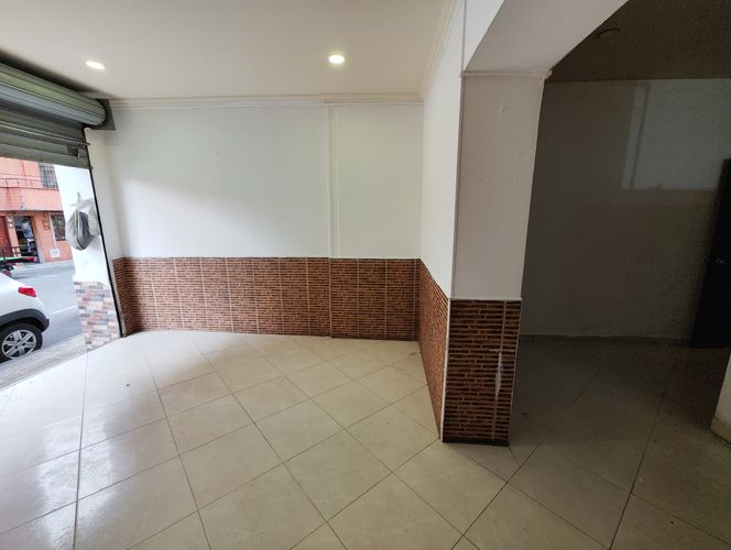 Local en arriendo en Camino Verde, Envigado, 40 m² · foto 5 de 10