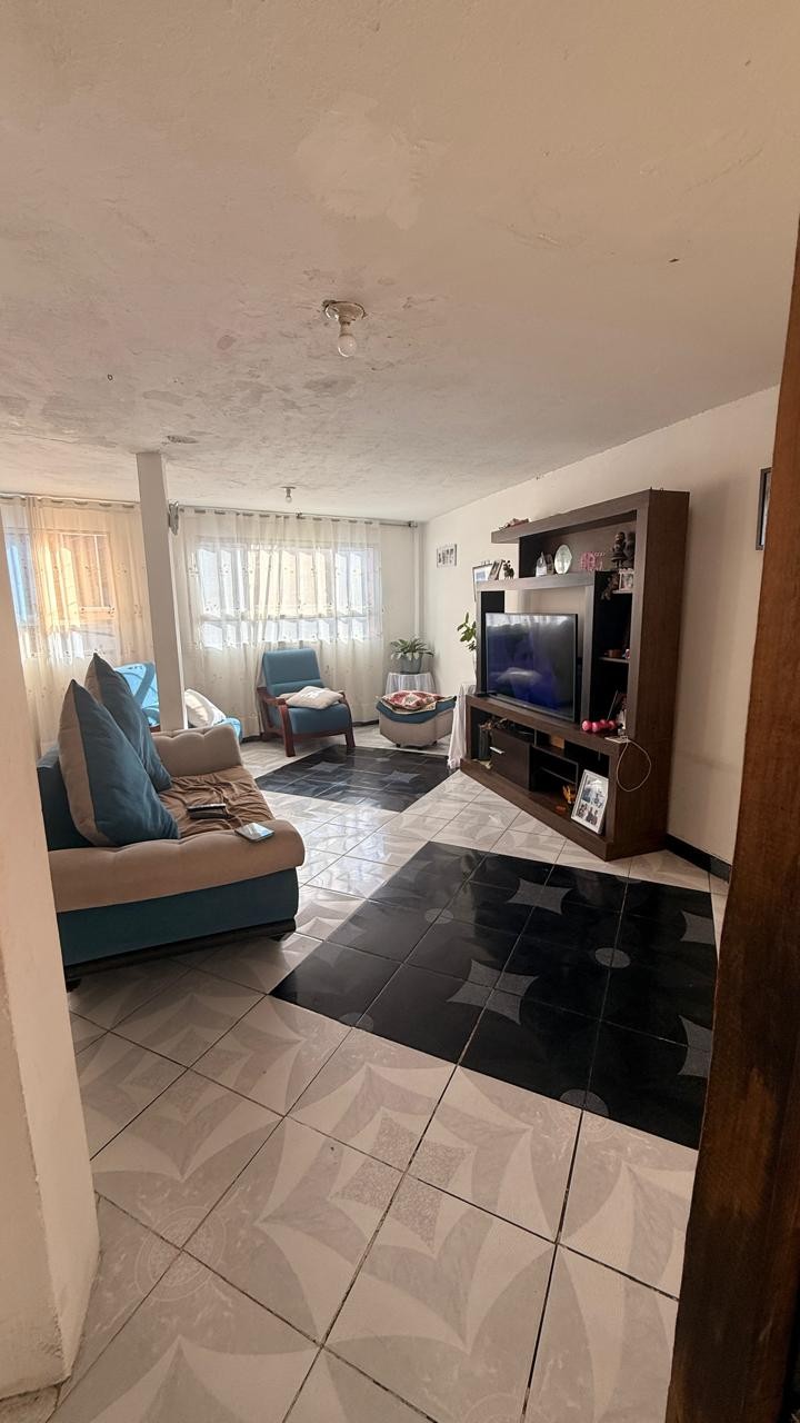 Casa en venta en Chico Sur, Bogotá · foto 15 de 24